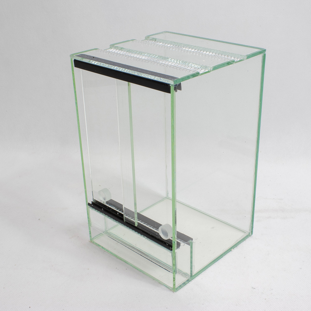 Kisállat webáruház - 30 x 30 x 50 cm | Prémium minőségű terrárium | Háttér nélküli termékek