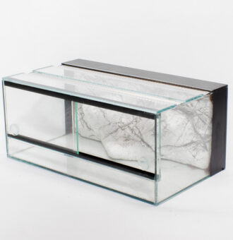 Kisállat webáruház - 70 x 30 x 30 cm | Prémium minőségű terrárium | 3D sziklaháttérrel termékek